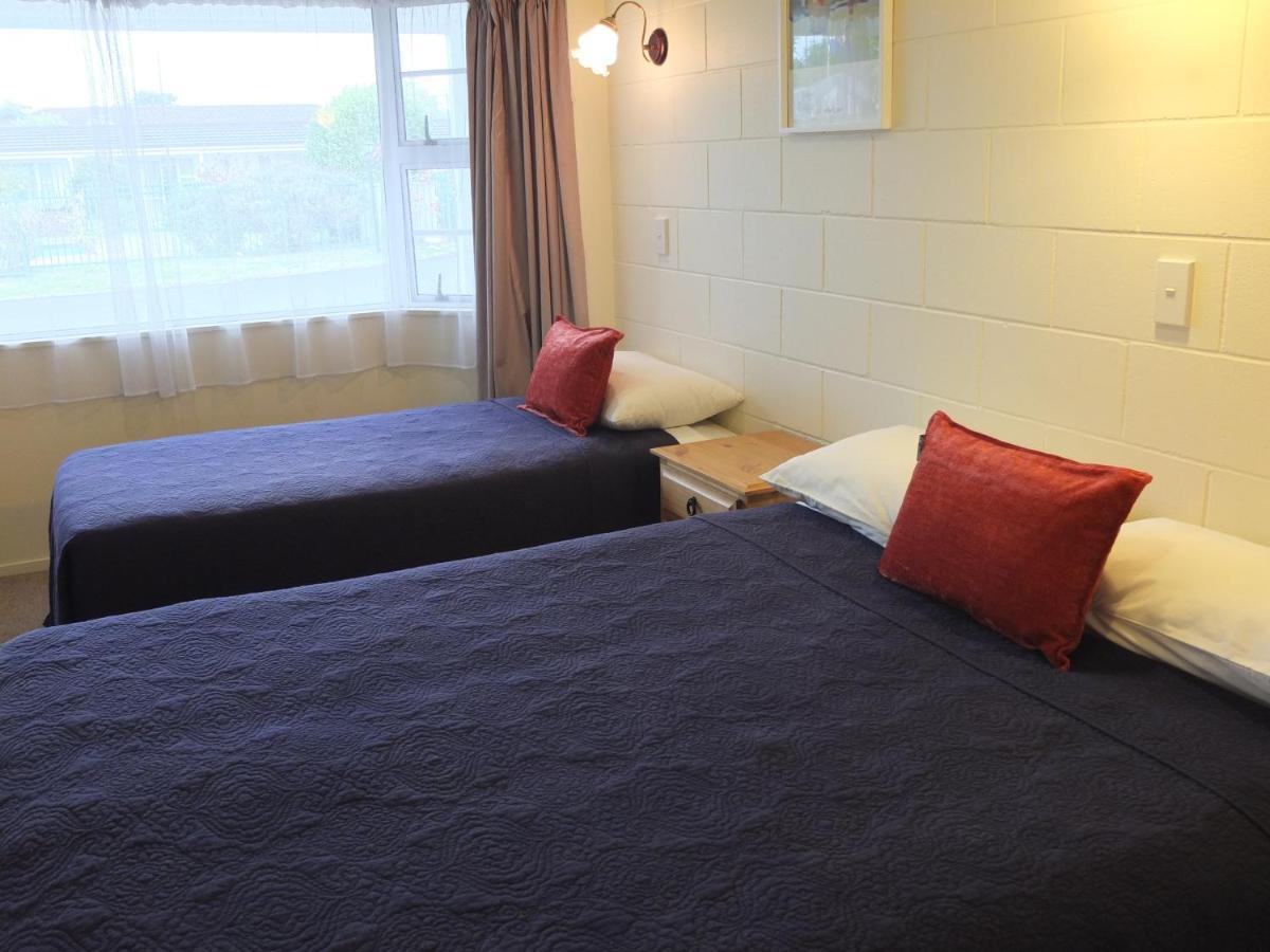 Colonial Court Motel Cambridge Eksteriør billede
