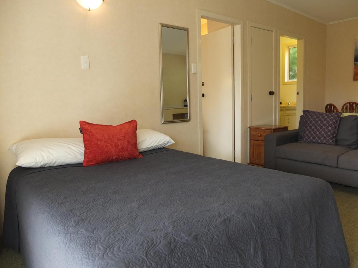 Colonial Court Motel Cambridge Eksteriør billede