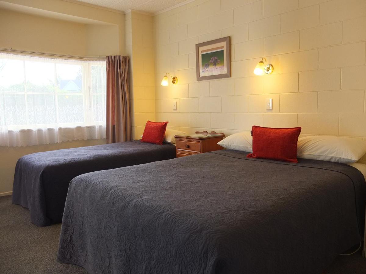Colonial Court Motel Cambridge Eksteriør billede