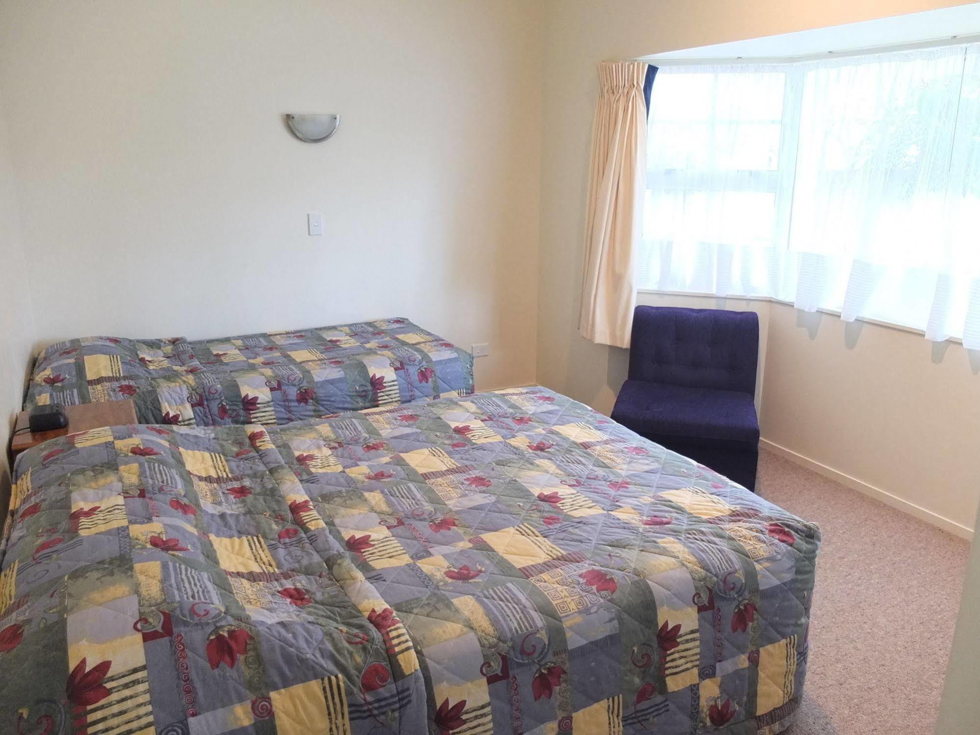 Colonial Court Motel Cambridge Eksteriør billede