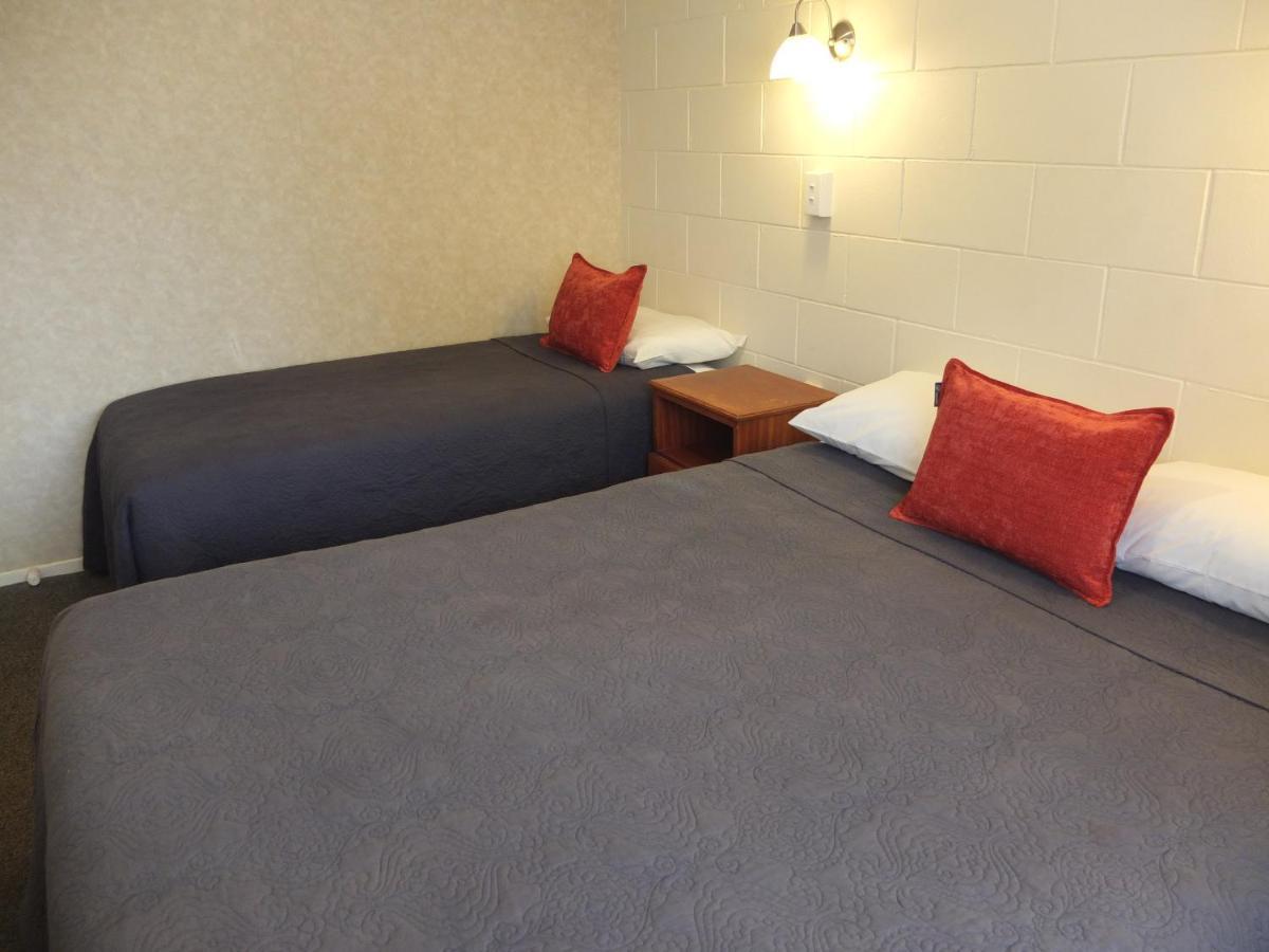 Colonial Court Motel Cambridge Eksteriør billede