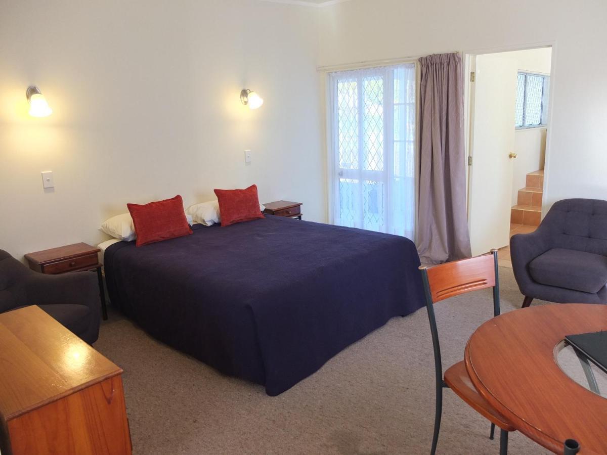 Colonial Court Motel Cambridge Eksteriør billede